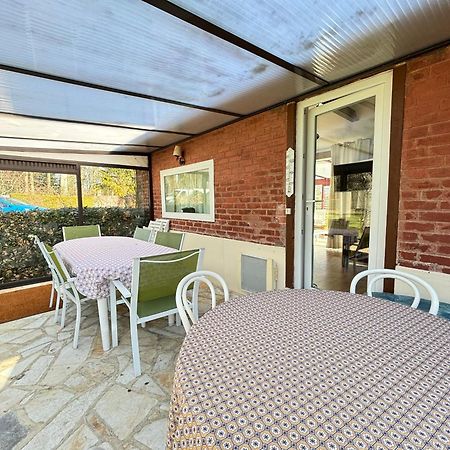 Maison De Campagne Lumineuse Spacieuse Dans Impasse Au Calme A Proximite D'Un Chateau Deux Verandas Grand Jardin Cabane Pour Velos, Pres Port En Bessin Et Bayeux, Proche Plages Du Debarquement Commes Ngoại thất bức ảnh