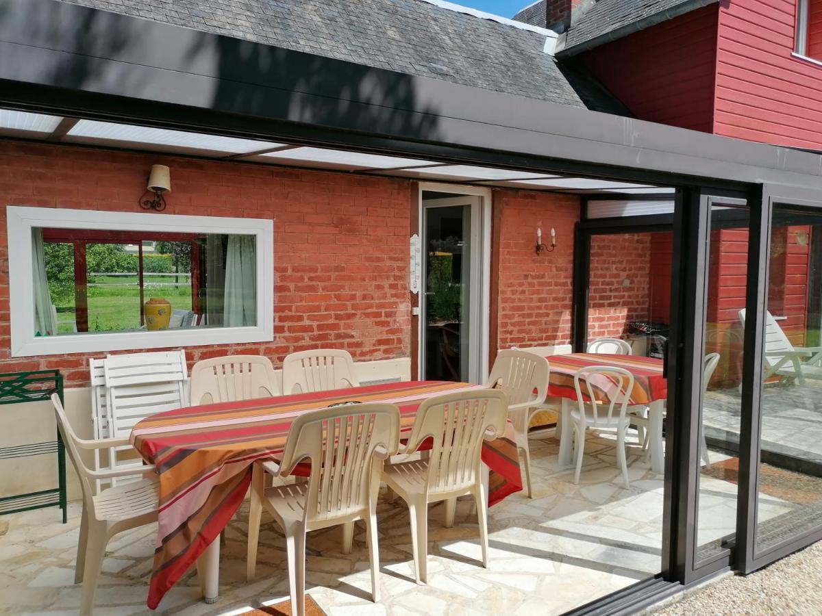 Maison De Campagne Lumineuse Spacieuse Dans Impasse Au Calme A Proximite D'Un Chateau Deux Verandas Grand Jardin Cabane Pour Velos, Pres Port En Bessin Et Bayeux, Proche Plages Du Debarquement Commes Ngoại thất bức ảnh